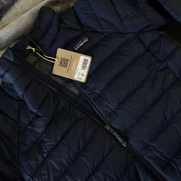 Children's Patagonia jacket size XS (5-6 years) new with label - Picture 3 of 5